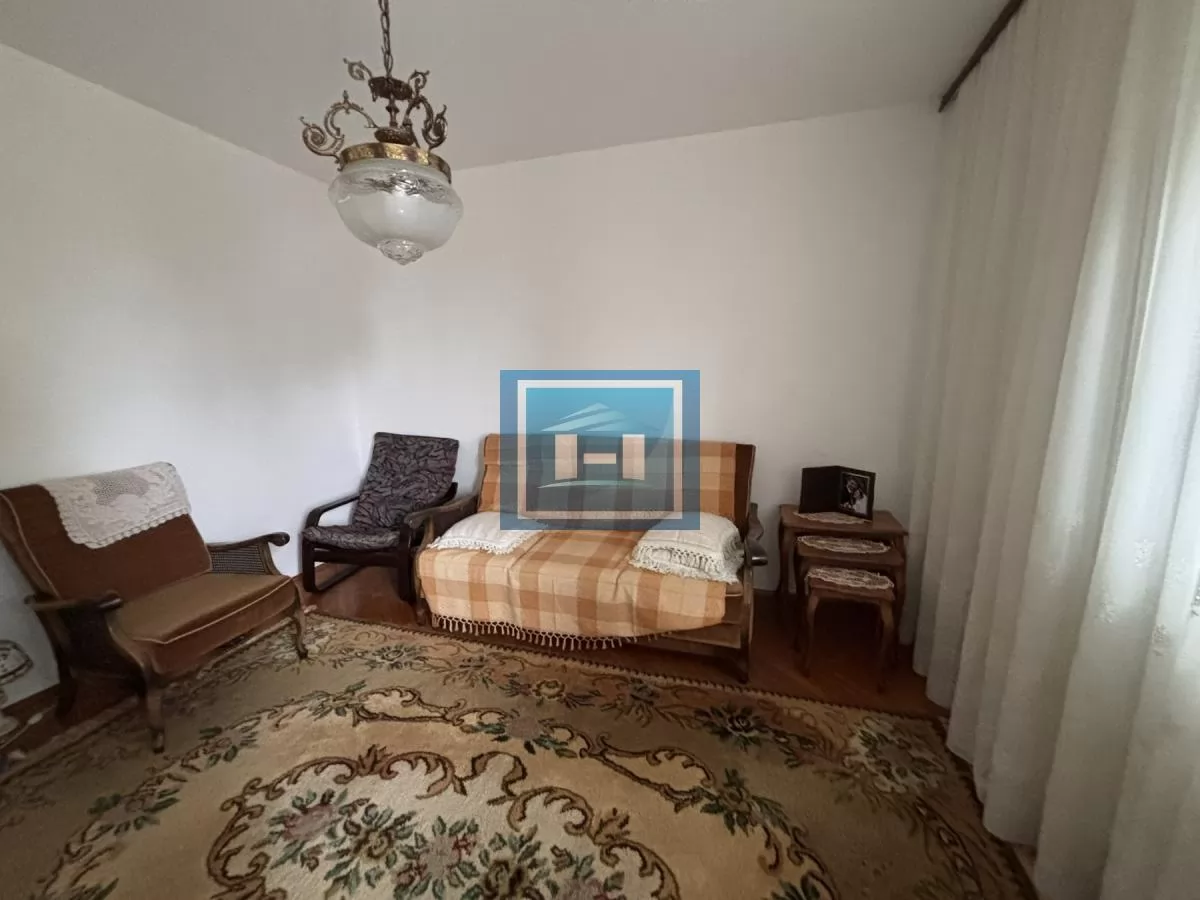 Dvosoban stan sa garažom 20