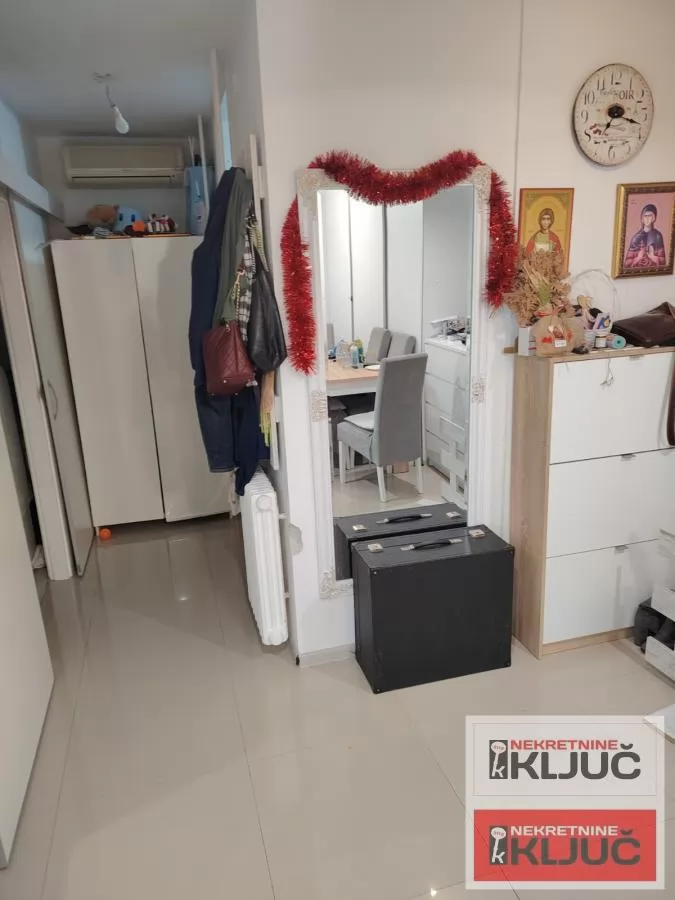 NOVO NASELJE, 53m2, Jednoiposoban, RENOVIRAN 2