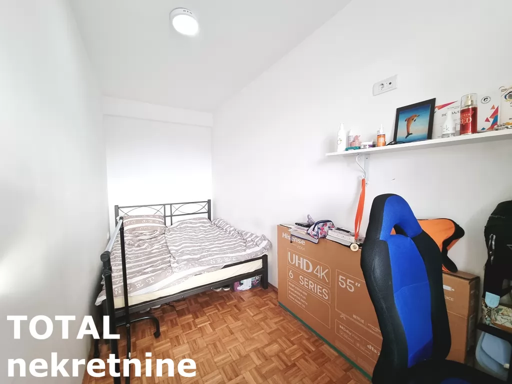 Stan,NOVI SAD,BULEVAR,kv: 53.00, € 160000, ID: 1102251 11