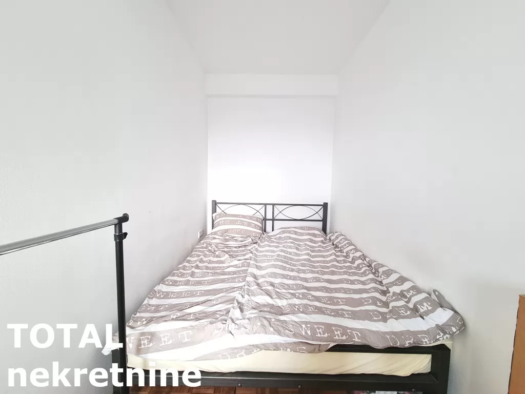 Stan,NOVI SAD,BULEVAR,kv: 53.00, € 160000, ID: 1102251 12