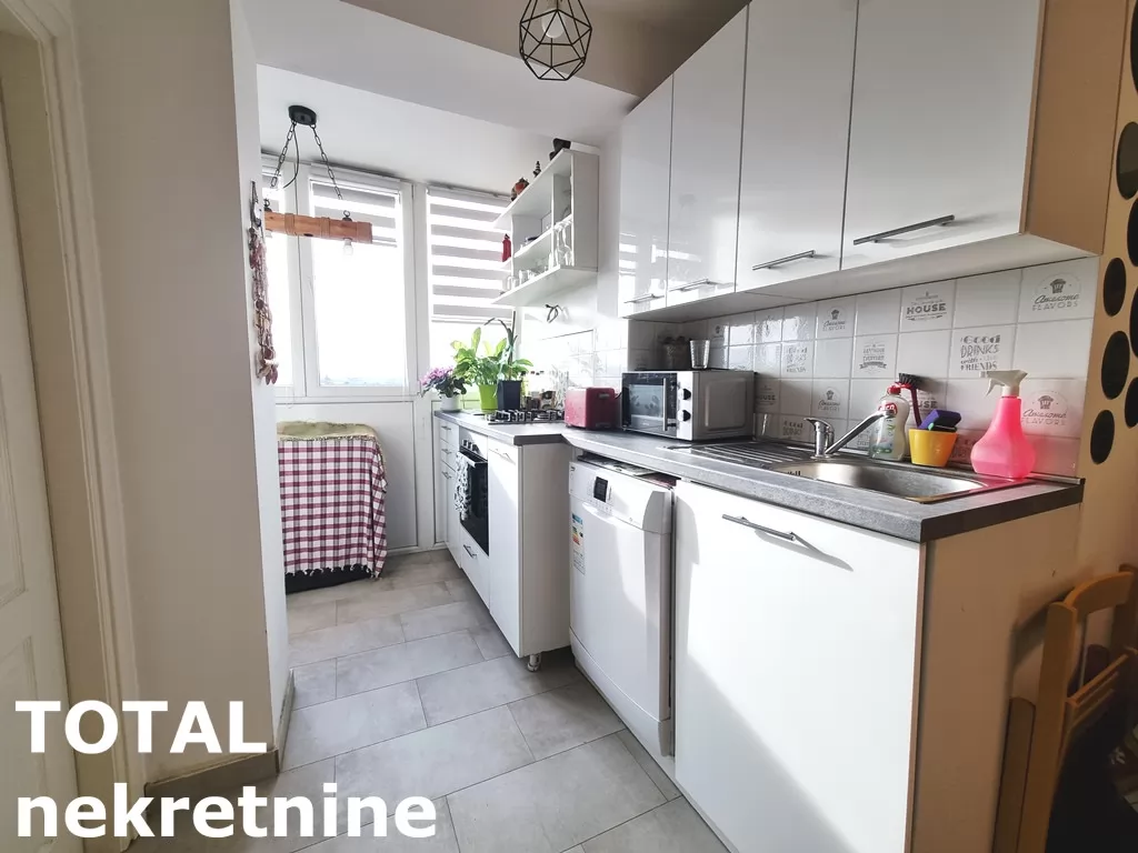 Stan,NOVI SAD,BULEVAR,kv: 53.00, € 160000, ID: 1102251 15