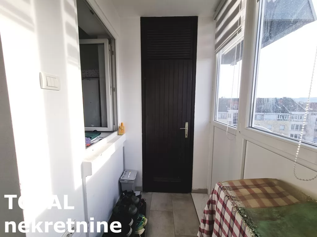 Stan,NOVI SAD,BULEVAR,kv: 53.00, € 160000, ID: 1102251 20