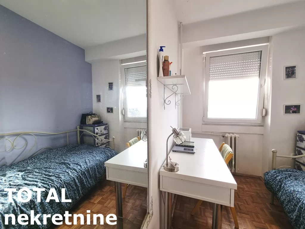 Stan,NOVI SAD,BULEVAR,kv: 53.00, € 160000, ID: 1102251 7