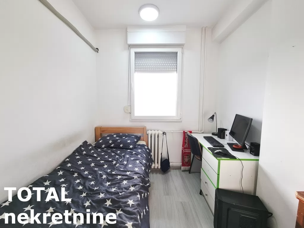 Stan,NOVI SAD,BULEVAR,kv: 53.00, € 160000, ID: 1102251 8