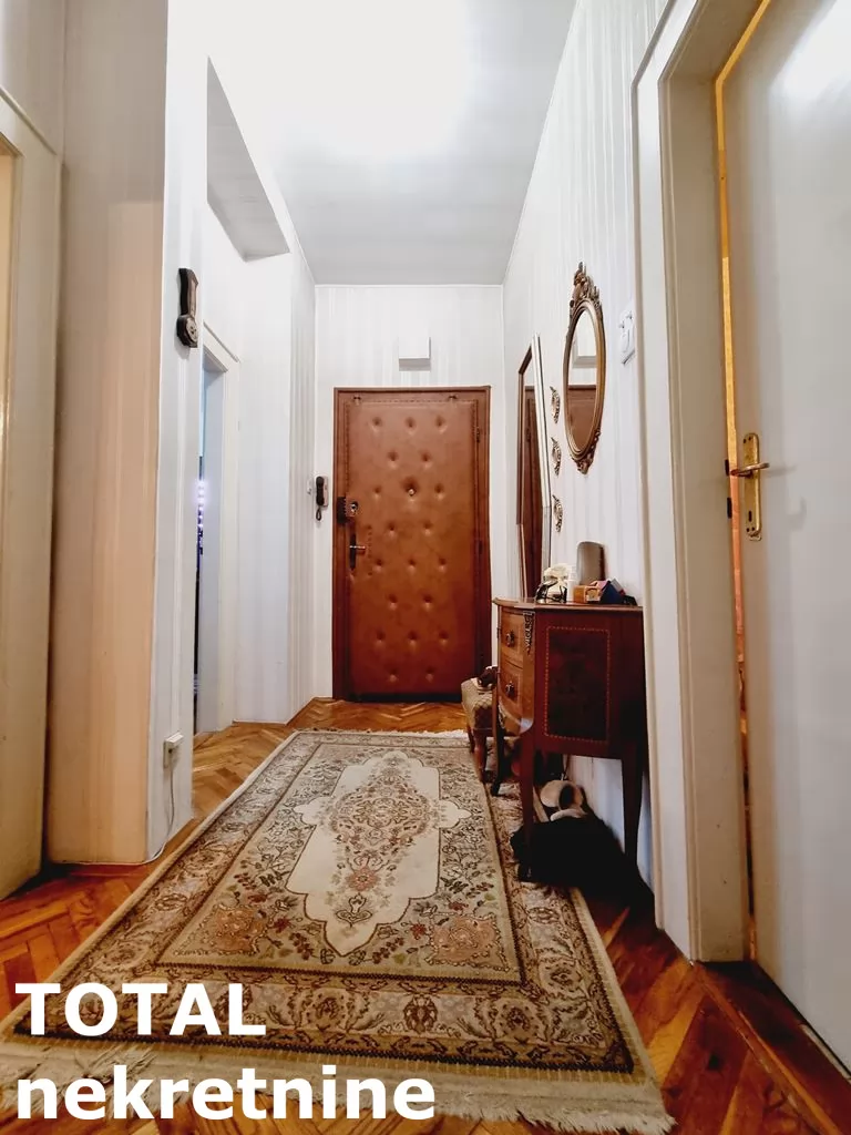 Stan,NOVI SAD,CENTAR,kv: 61.00, € 200000, ID: 1098786 5