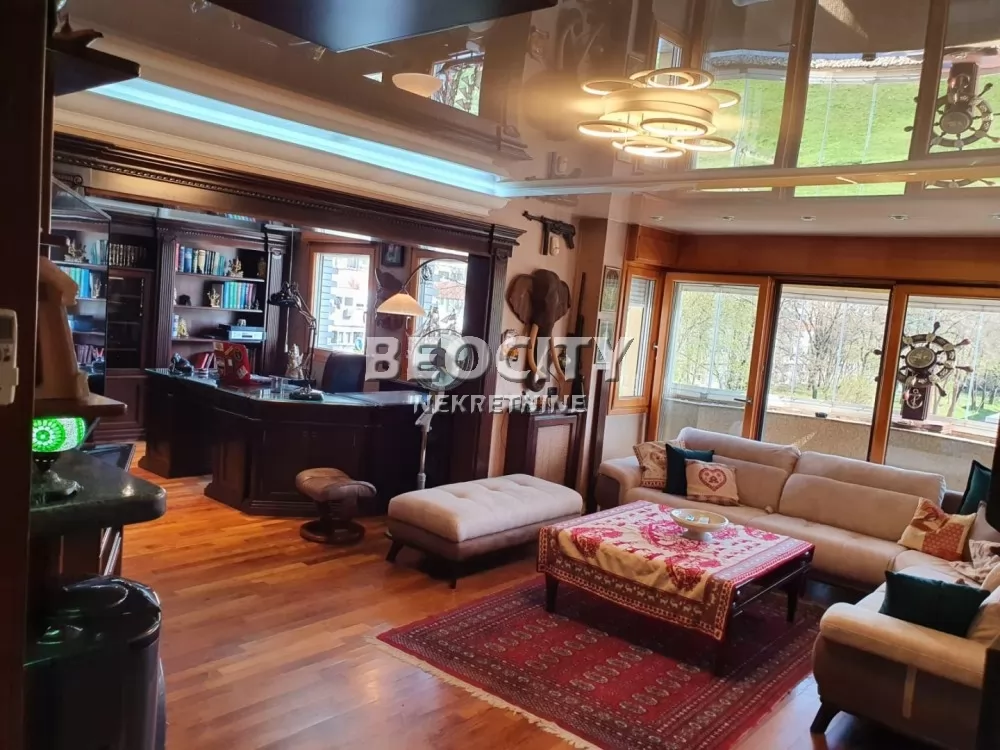 četvorosoban stan, 200 m2, Blok 11c (Stari Merkator), Otona Župančiča ID: 128497 1