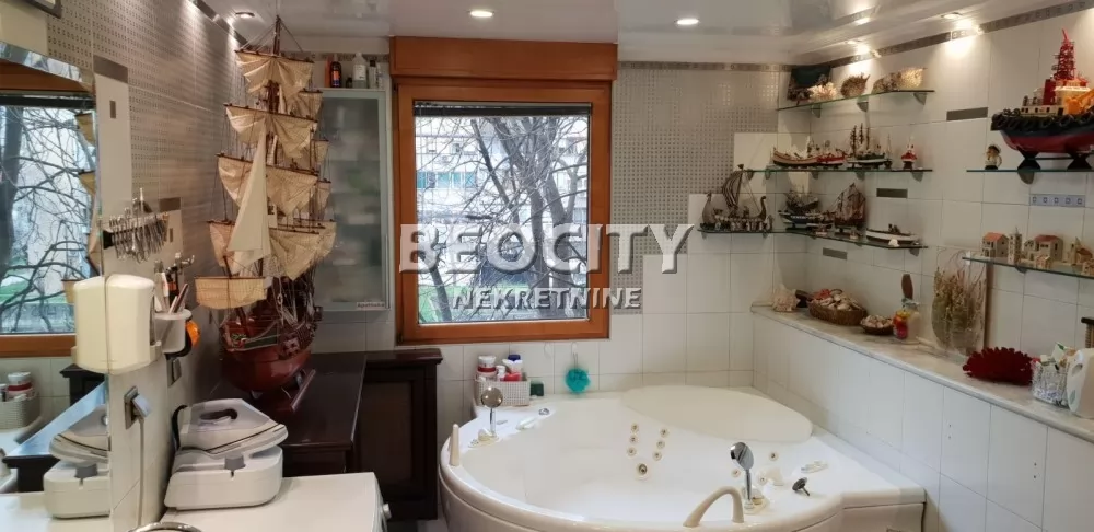 četvorosoban stan, 200 m2, Blok 11c (Stari Merkator), Otona Župančiča ID: 128497 16