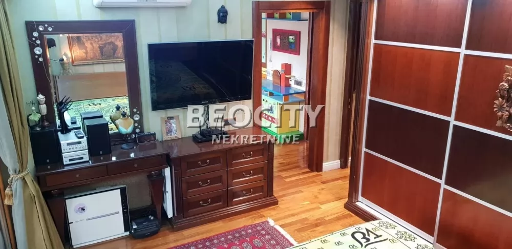 četvorosoban stan, 200 m2, Blok 11c (Stari Merkator), Otona Župančiča ID: 128497 8