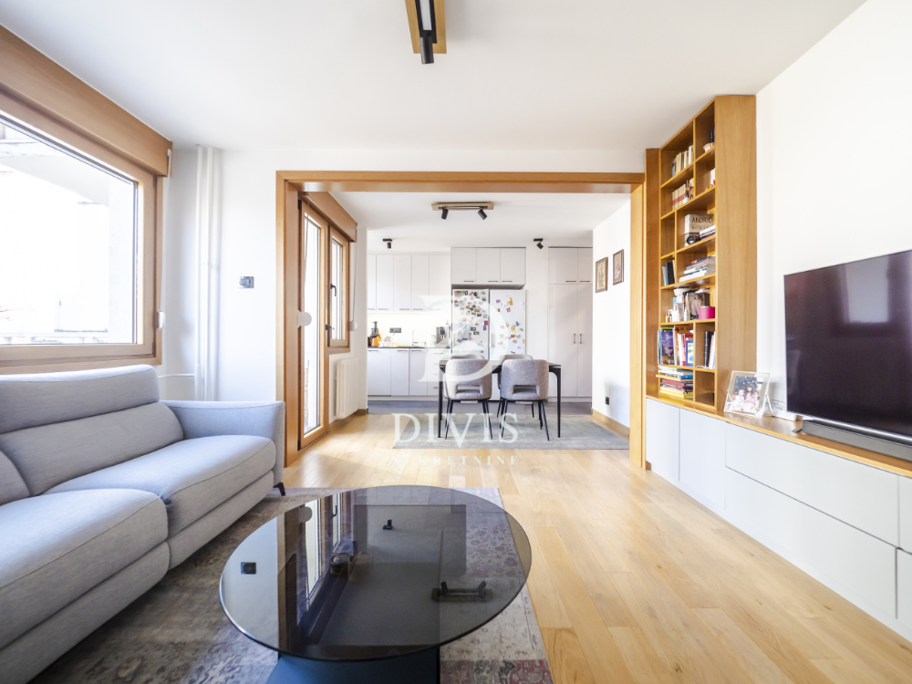 Renoviran 3 5 stan blizu Dunavskog keja  71m2 1