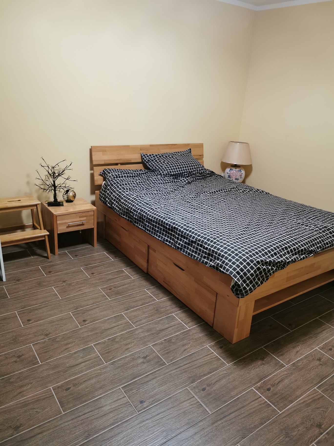 Prodajem 2HA gradsko gradjevinsko zemljiste i kucu 80m2 3