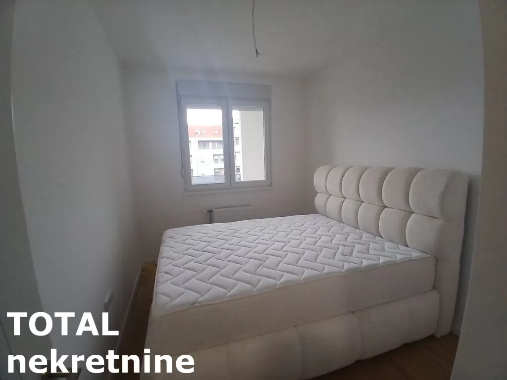 Stan,NOVI SAD,PODBARA,kv: 42.00, € 134400, ID: 1102280 6