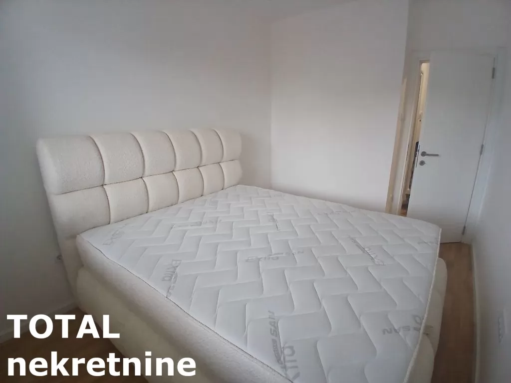 Stan,NOVI SAD,PODBARA,kv: 42.00, € 134400, ID: 1102280 8