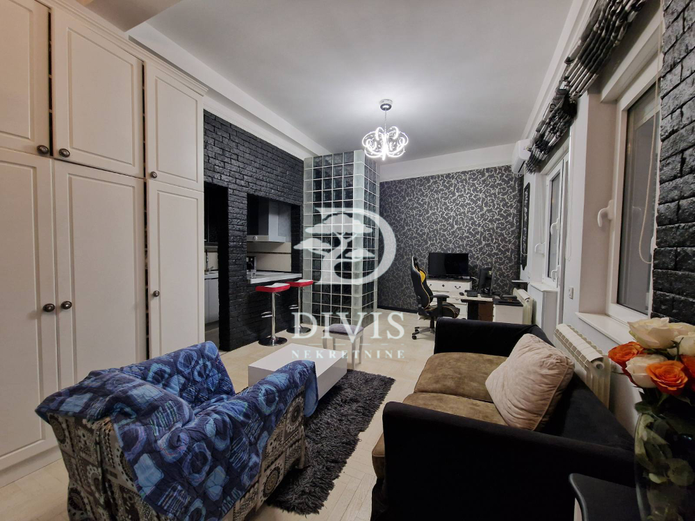 Dvosoban stan sa terasom od 25 m²  Vračar  Kalenić 2