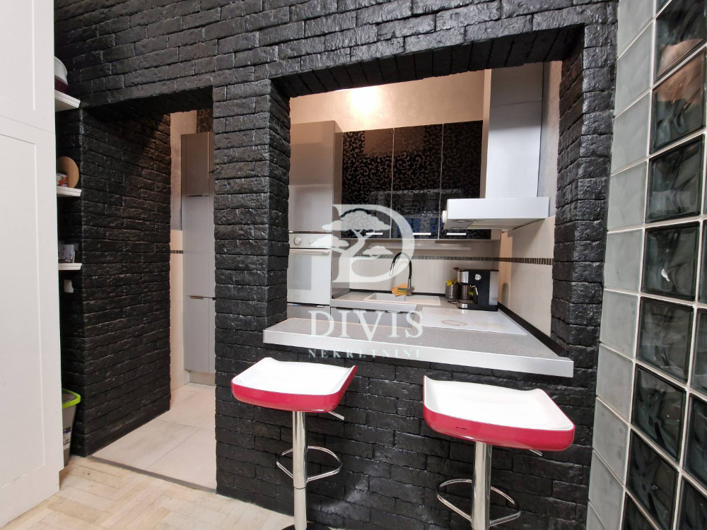 Dvosoban stan sa terasom od 25 m²  Vračar  Kalenić 3