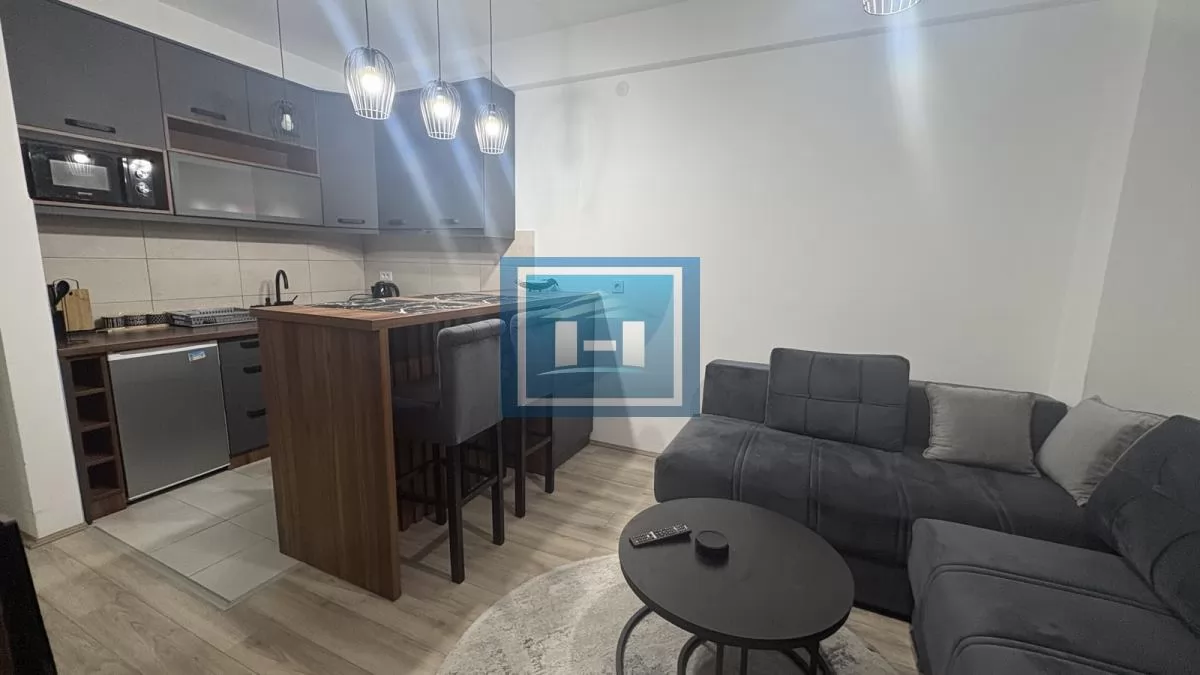 Izdaje se namešten stan – 29m² 1