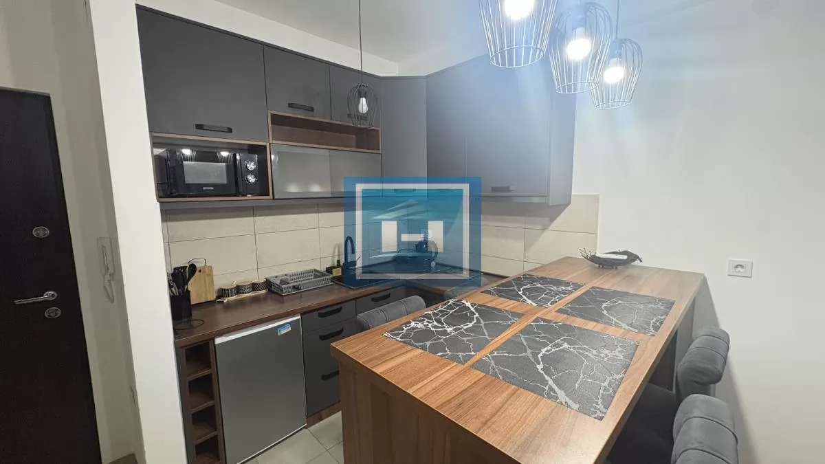 Izdaje se namešten stan – 29m² 4