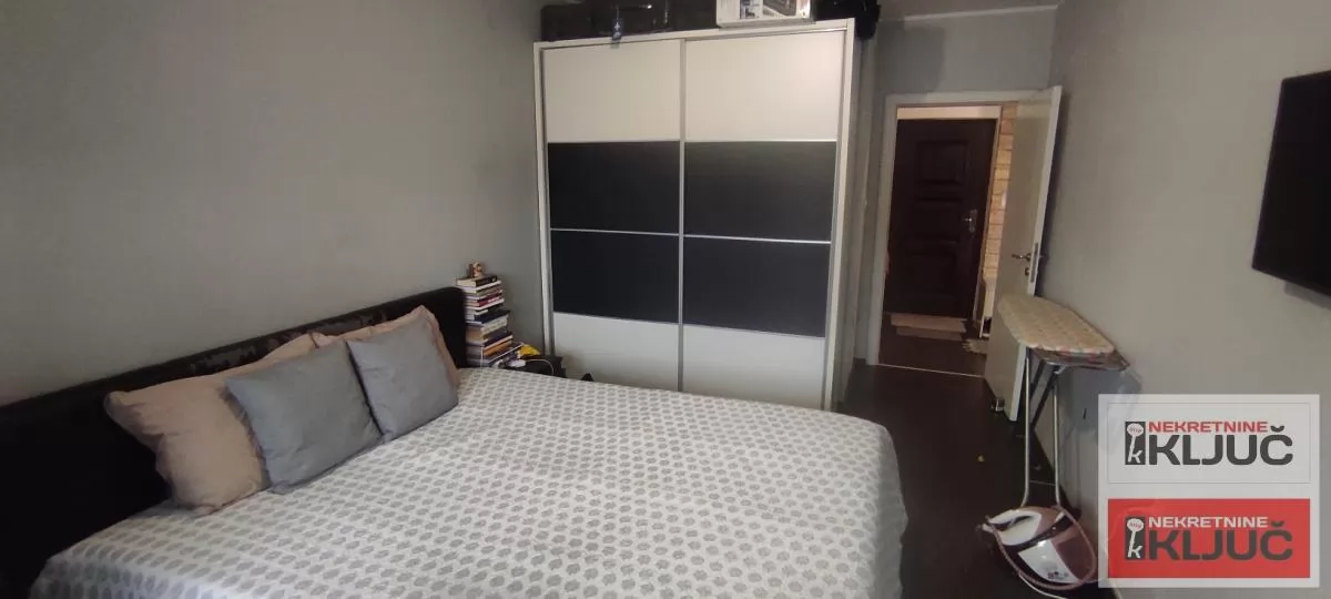 KOD SOMBORSKOG BULEVARA, 48m2, Dvosoban, Namešten 6