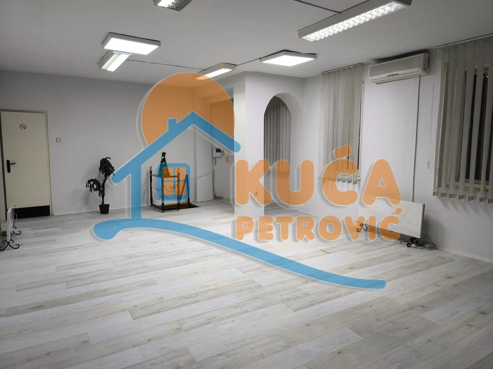 Lokal, 70 m2, Centar, Milorada Veljkovića Špaje ID: i-015867 1