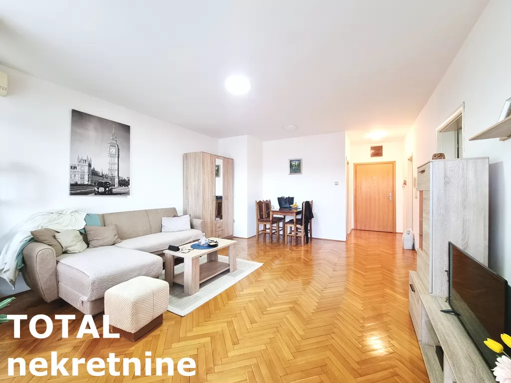 Stan,NOVI SAD,BULEVAR,kv: 50.00, € 135000, ID: 1102244 2