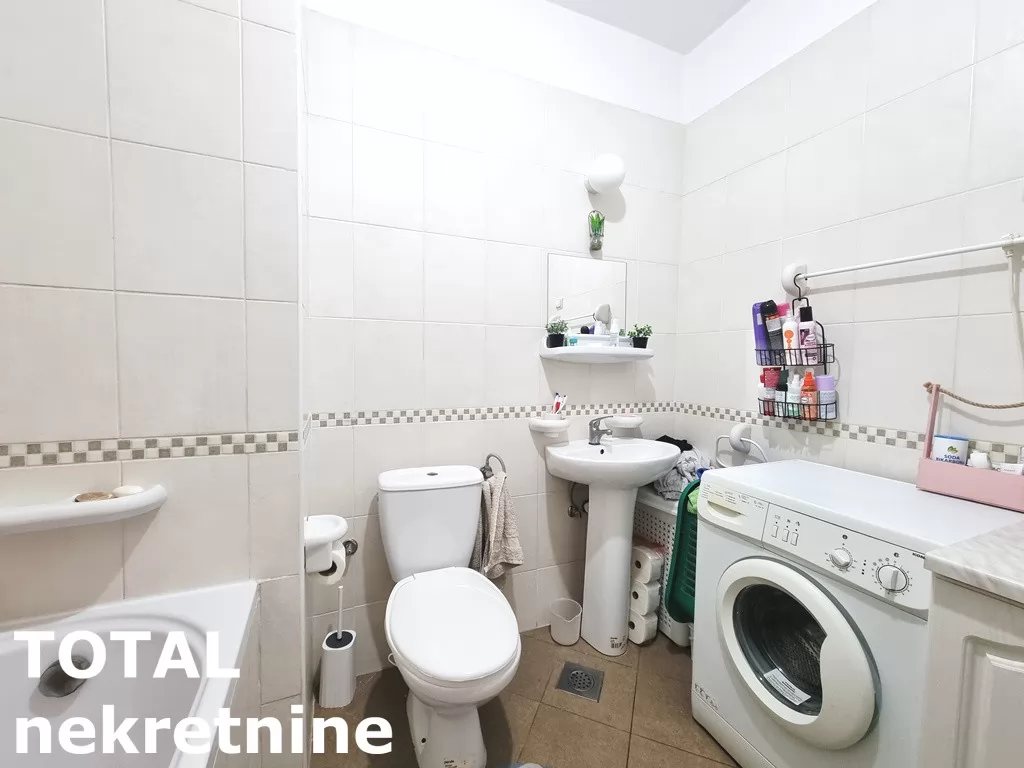 Stan,NOVI SAD,BULEVAR,kv: 50.00, € 135000, ID: 1102244 5