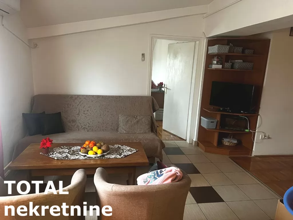 Stan,NOVI SAD,CENTAR,kv: 49.00, € 150000, ID: 1102250 1