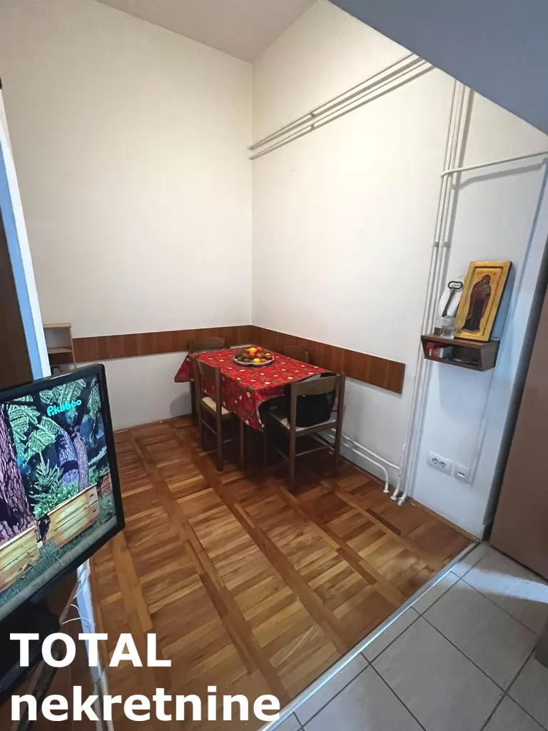 Stan,NOVI SAD,CENTAR,kv: 49.00, € 150000, ID: 1102250 5