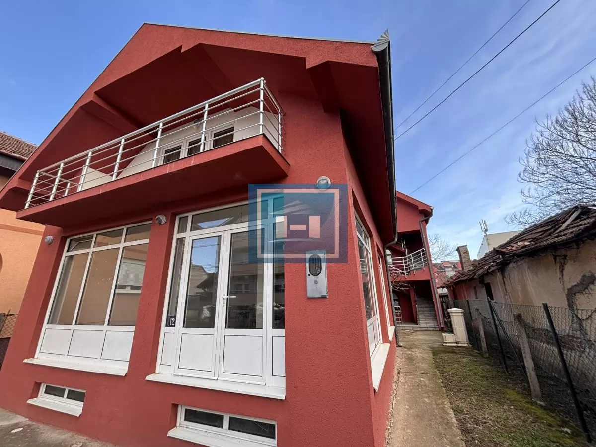 Veći poslovni prostor i nova kuća na jednom mestu u centru grada 1