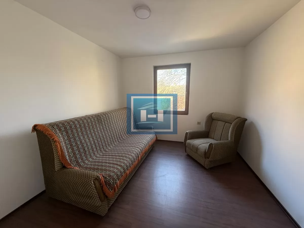 Veći poslovni prostor i nova kuća na jednom mestu u centru grada 16