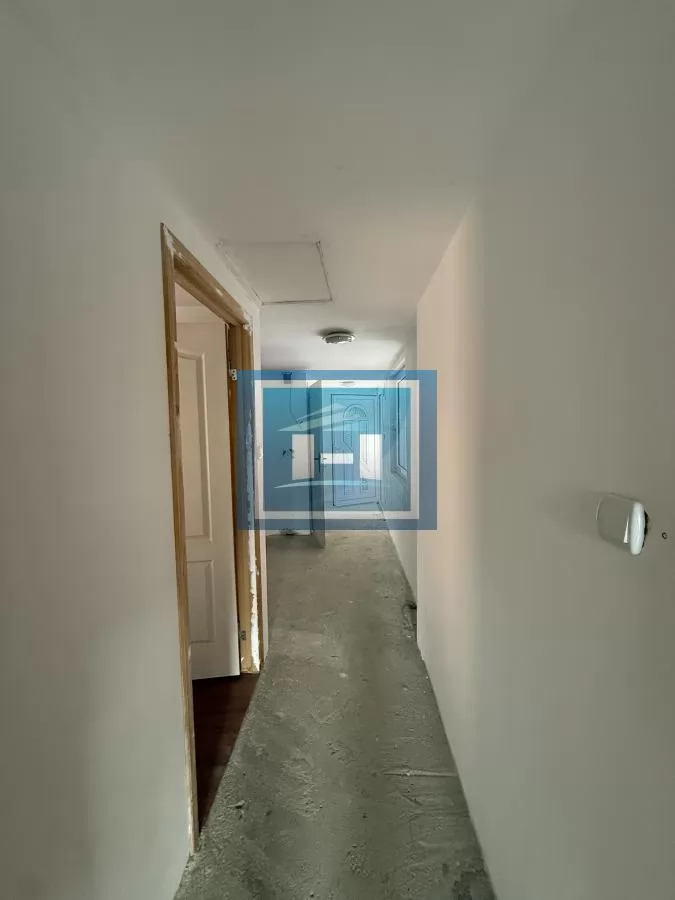 Veći poslovni prostor i nova kuća na jednom mestu u centru grada 27