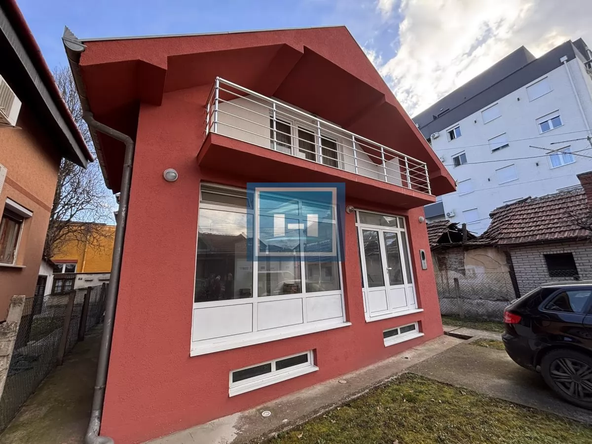 Veći poslovni prostor i nova kuća na jednom mestu u centru grada 3