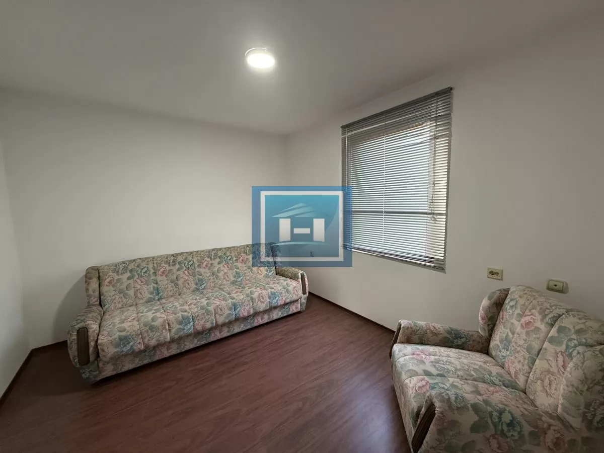 Veći poslovni prostor i nova kuća na jednom mestu u centru grada 40