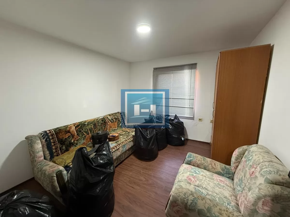 Veći poslovni prostor i nova kuća na jednom mestu u centru grada 43