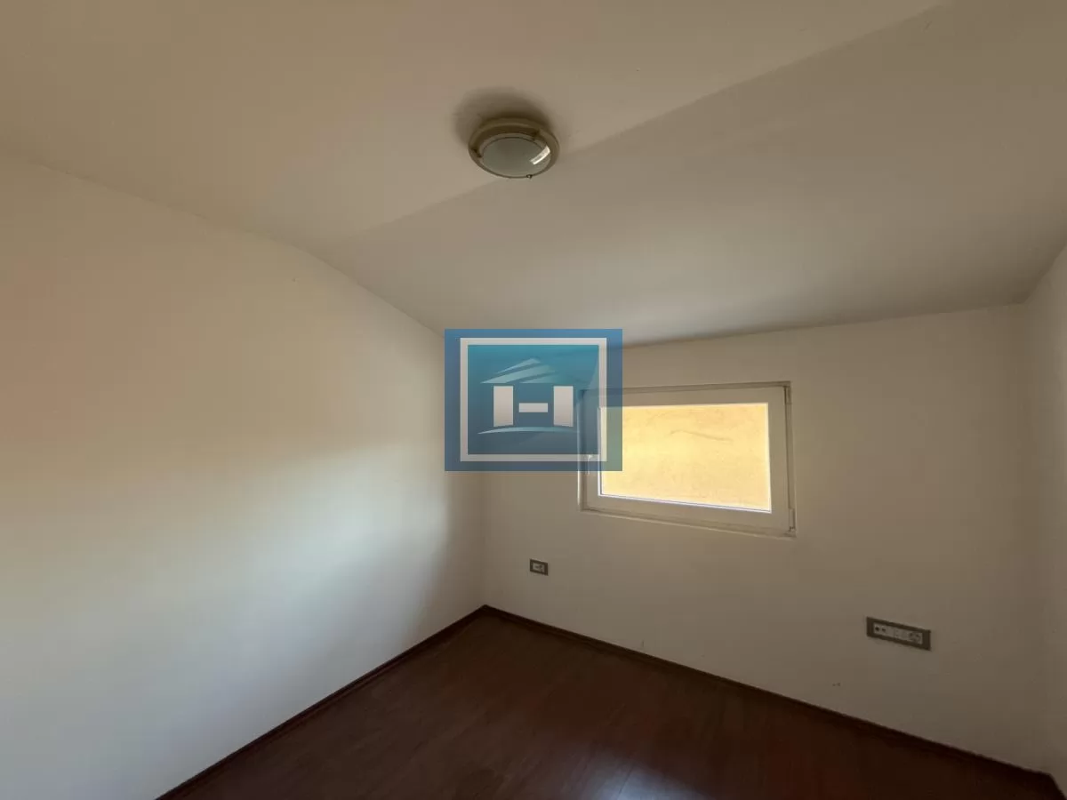 Veći poslovni prostor i nova kuća na jednom mestu u centru grada 50