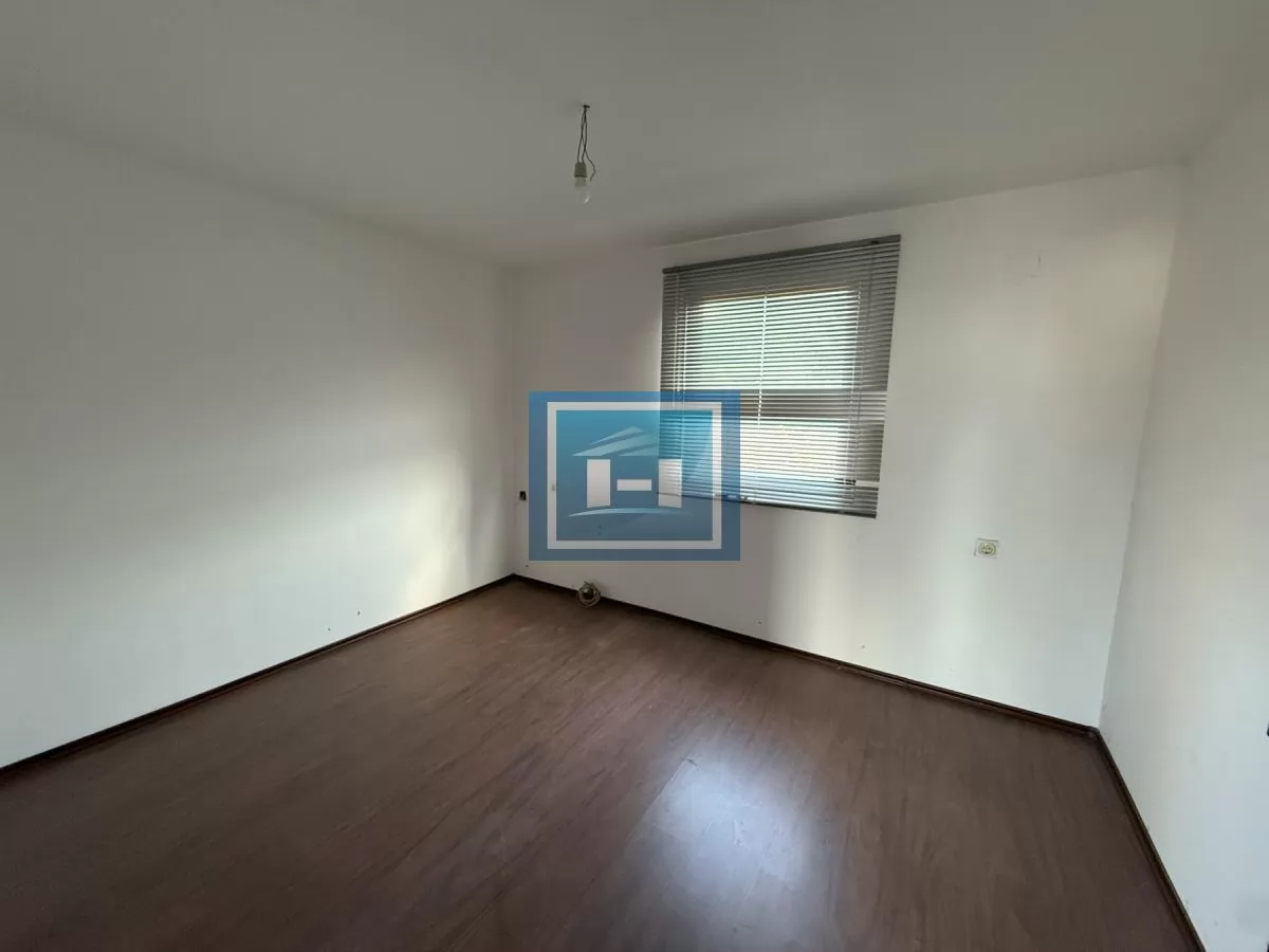 Veći poslovni prostor i nova kuća na jednom mestu u centru grada 8