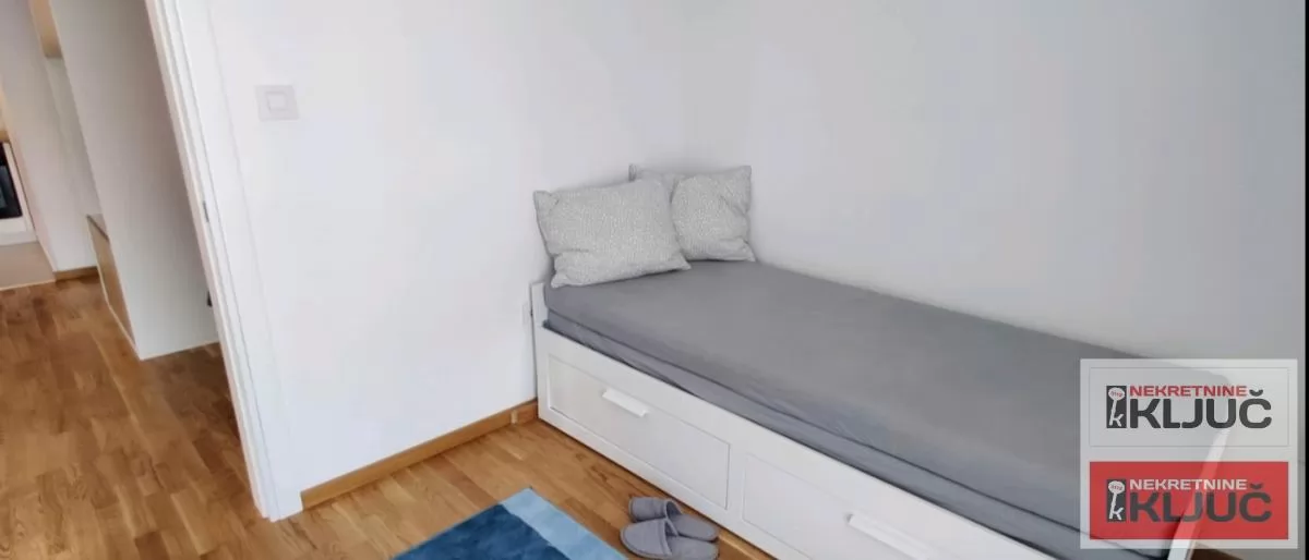 ADAMOVIĆEVO NASELJE IZDAJE SE JEDNOIPOSOBAN NAMEŠTEN STAN 16