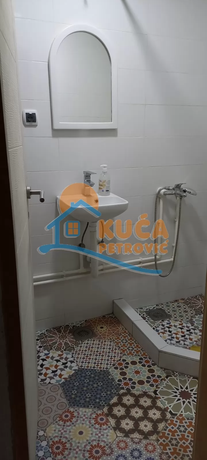 Jednosoban stan, 50 m2, Donja Vrežina, Vidovdanska ID: i-015881 6