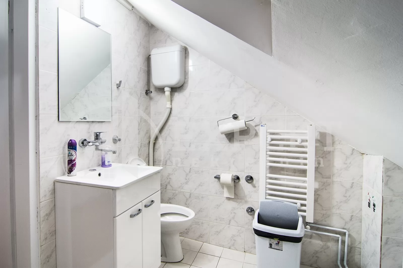 Lokal, 350 m2, Dom zdravlja, Todora Milovanovića ID: i-0832 13