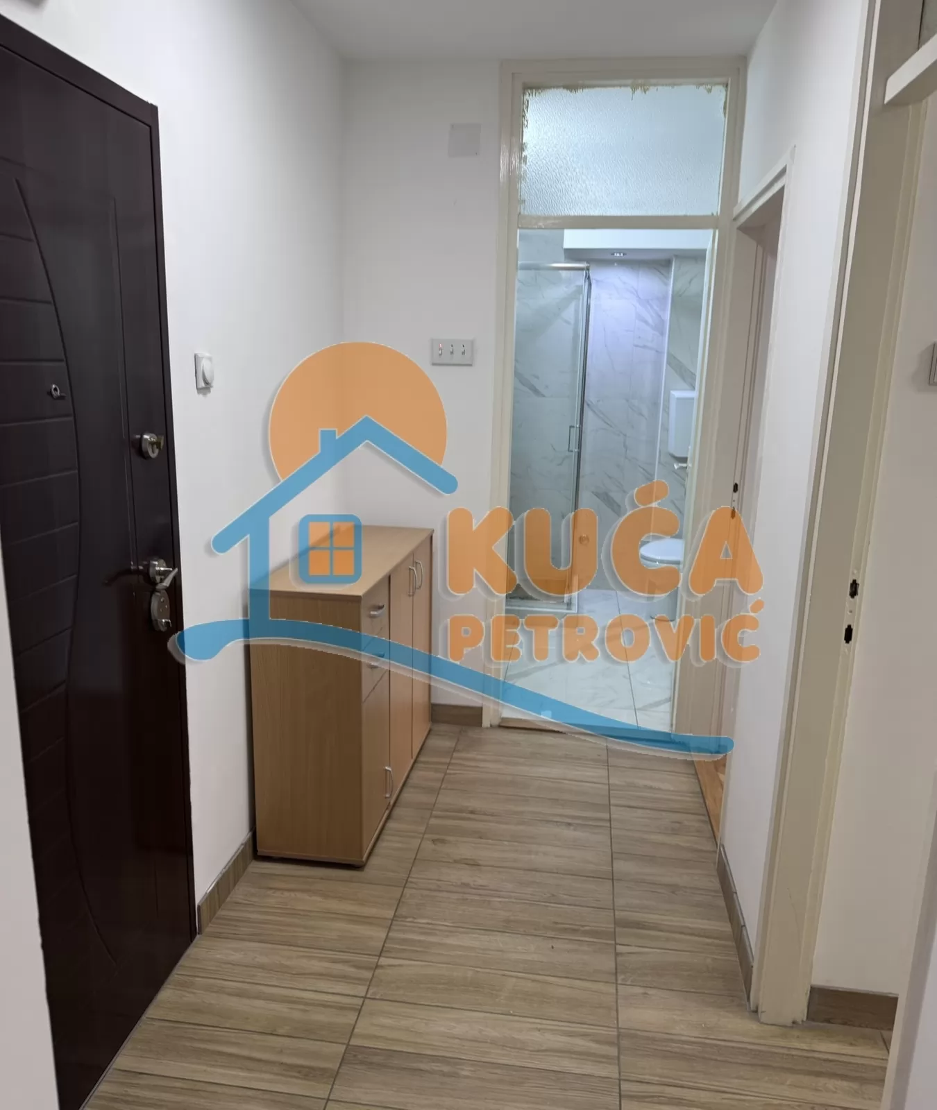 Dvosoban stan, 45 m2, Crveni Pevac, Bulevar dr Zorana ID: i-014845 8