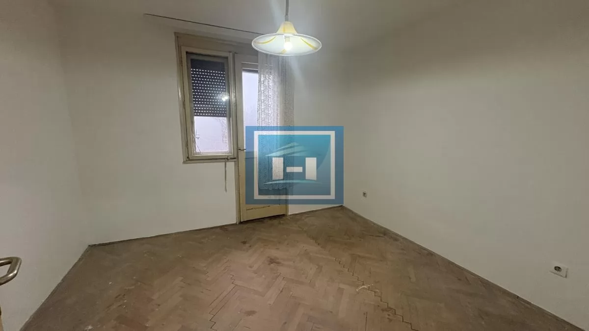 Stan na Prodaju | Idealno Za Adaptaciju 8