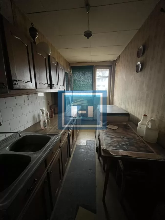 Tražiš stan za sređivanje? Lokacija TOP, potencijal OGROMAN! 11