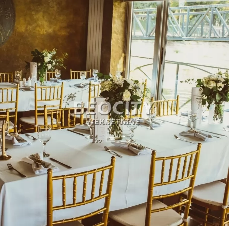 Lokal, 640 m2, Surčin ID: 129267 3