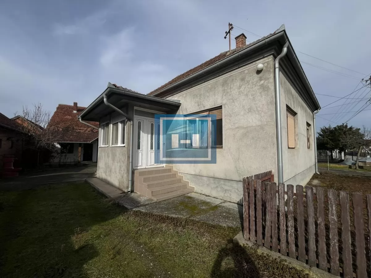 NA PRODAJU PORODIČNO DOMAĆINSTVO – KRUŠAR KOD ĆUPRIJE 1