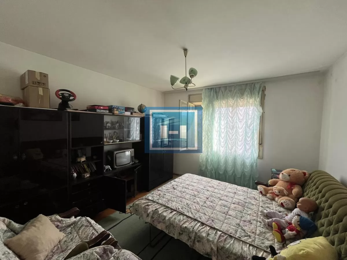 NA PRODAJU PORODIČNO DOMAĆINSTVO – KRUŠAR KOD ĆUPRIJE 10