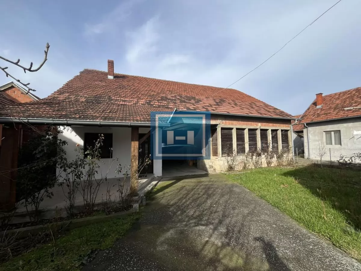 NA PRODAJU PORODIČNO DOMAĆINSTVO – KRUŠAR KOD ĆUPRIJE 13