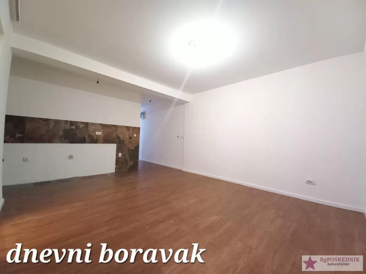 Palilula, Mirijevski cvet, Roda, 48m2+30m2T 3