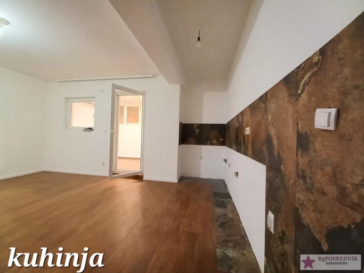 Palilula, Mirijevski cvet, Roda, 48m2+30m2T 8