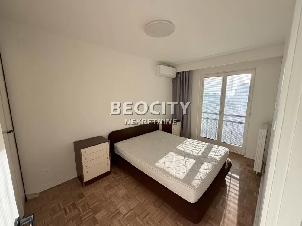 Trosoban stan, 76 m2, Blok 61, Jurija Gagarina 190 ID: 121070 10