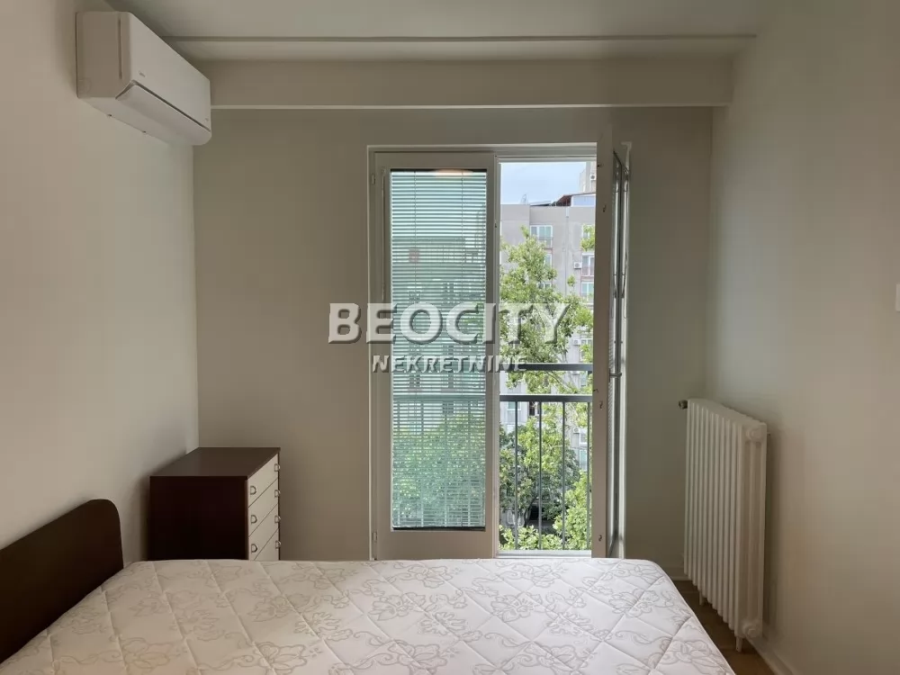 Trosoban stan, 76 m2, Blok 61, Jurija Gagarina 190 ID: 121070 11