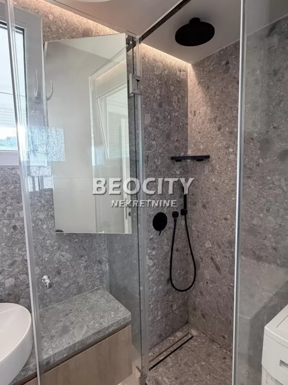 Trosoban stan, 76 m2, Blok 61, Jurija Gagarina 190 ID: 121070 16