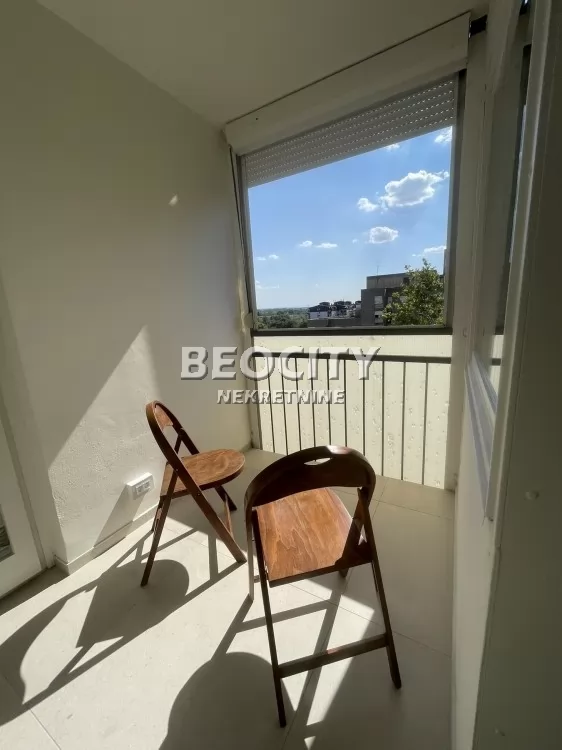 Trosoban stan, 76 m2, Blok 61, Jurija Gagarina 190 ID: 121070 18